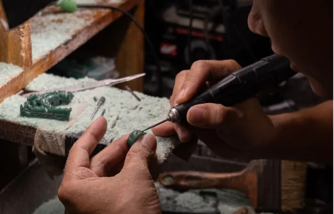 Mài Dũa, Lắp Ráp: Kỹ Thuật Chế Tác Trang Sức Cơ Bản