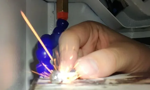 Sửa Chữa Trang Sức Bằng Laser Tinh Xảo