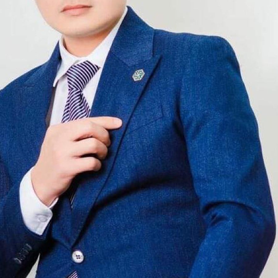 huy-hieu-vang-cai-ao-01